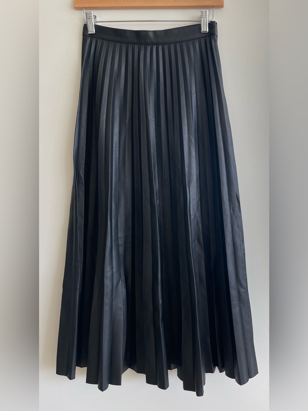 Topshop Black Faux-Leather Pleated Midi Skirt